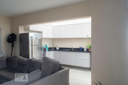 cozinha piso superior de apartamento para alugar com 3 quartos, 240m² em Lauzane Paulista, São Paulo