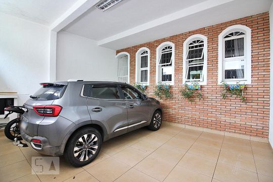 Garagem de casa à venda com 5 quartos, 280m² em Santa Terezinha, São Bernardo do Campo