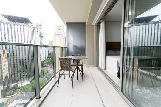 Varanda de apartamento para alugar com 1 quarto, 36m² em Pinheiros, São Paulo