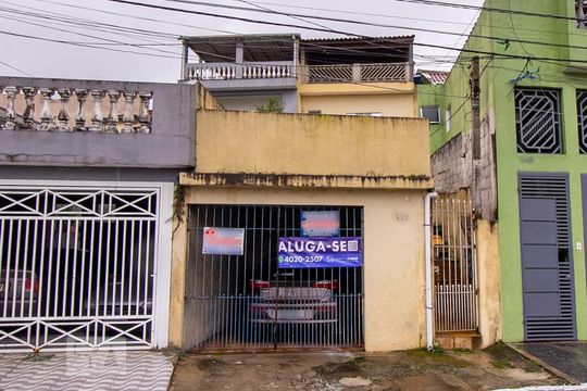 Fachada de casa à venda com 2 quartos, 160m² em Vila Celeste, São Paulo