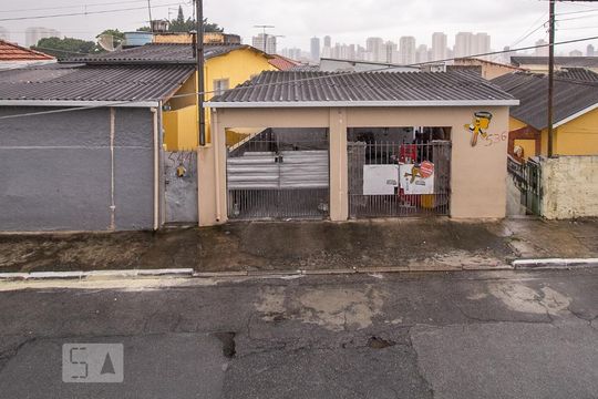 Vista de casa à venda com 2 quartos, 160m² em Vila Celeste, São Paulo