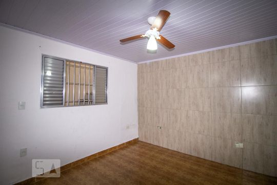 Quarto de casa para alugar com 1 quarto, 35m² em Vila Celeste, São Paulo