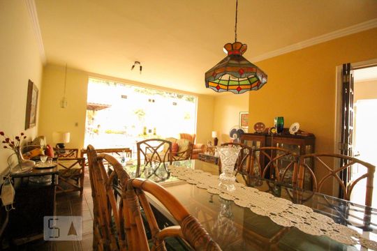 Sala de Jantar de casa à venda com 3 quartos, 261m² em Vila Fiat Lux, São Paulo