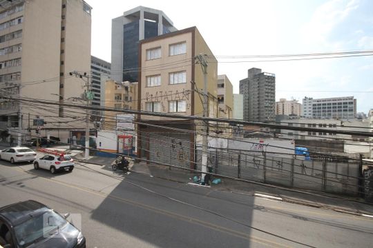 Vista de casa à venda com 5 quartos, 350m² em Liberdade, São Paulo