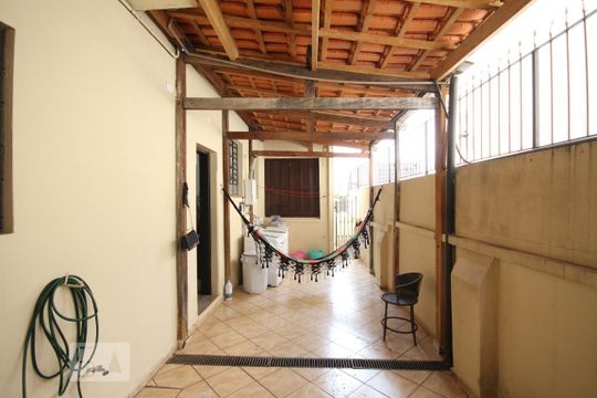 Área de Serviço de casa à venda com 5 quartos, 350m² em Liberdade, São Paulo