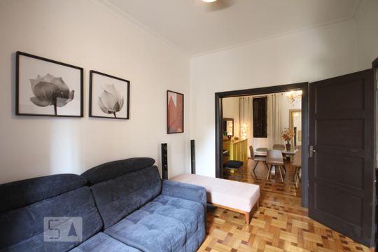 Casa à venda com 5 quartos, 350m² em Liberdade, São Paulo