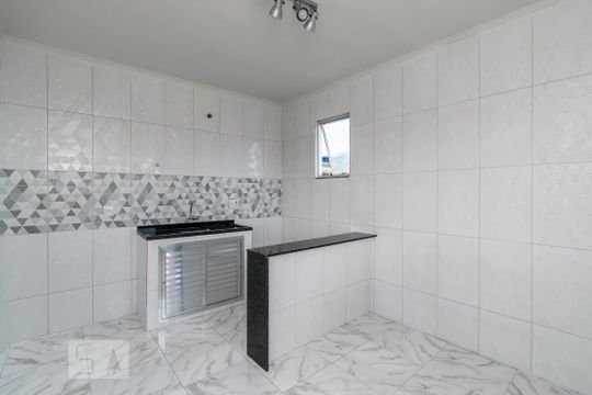 Sala - Cozinha Americana de casa para alugar com 1 quarto, 40m² em Vigário Geral, Rio de Janeiro