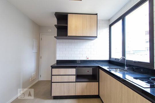 Cozinha de apartamento para alugar com 1 quarto, 46m² em Santa Cecilia, São Paulo