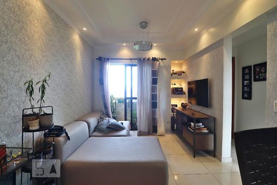 Sala de apartamento à venda com 2 quartos, 68m² em Vila Homero Thon, Santo André