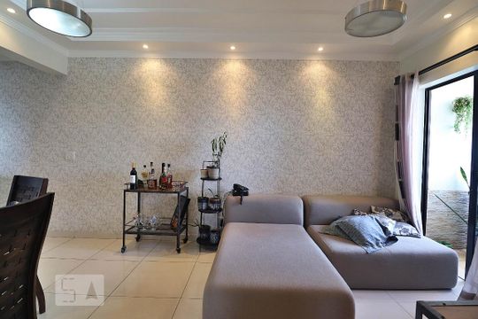 Sala de apartamento à venda com 2 quartos, 68m² em Vila Homero Thon, Santo André