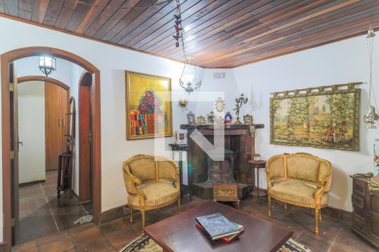 Sala de casa à venda com 4 quartos, 180m² em Campo Belo, São Paulo