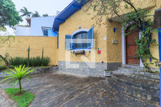Garagem de casa à venda com 4 quartos, 180m² em Campo Belo, São Paulo