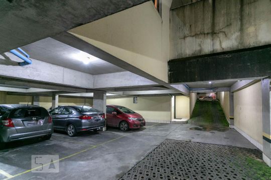 Garagem de apartamento para alugar com 2 quartos, 65m² em Castelo, Belo Horizonte