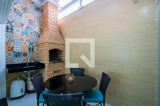 Espaço gourmet de casa à venda com 3 quartos, 200m² em Vila Pires, Santo André