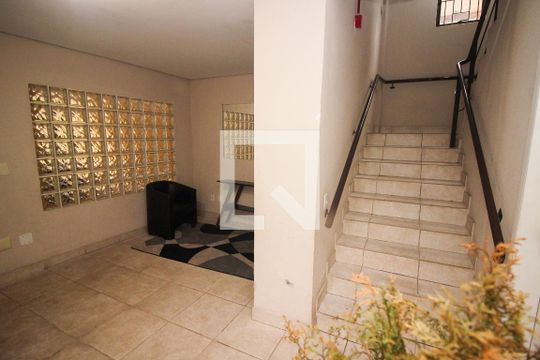 Hall de entrada de apartamento à venda com 2 quartos, 60m² em Santa Tereza, Porto Alegre