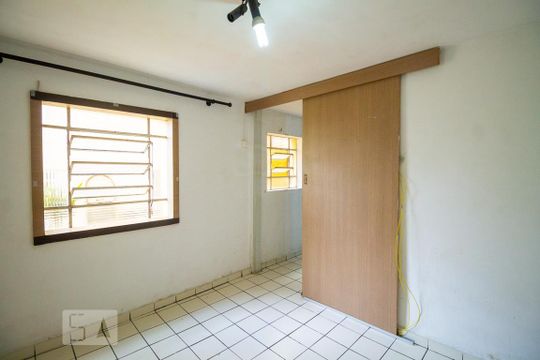 Quarto 2 de casa para alugar com 2 quartos, 80m² em Aclimação, São Paulo