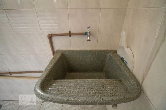Lavanderia de casa à venda com 2 quartos, 80m² em Aclimação, São Paulo