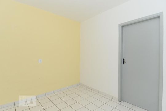 Sala de casa para alugar com 1 quarto, 40m² em Cidade Parque Alvorada, Guarulhos