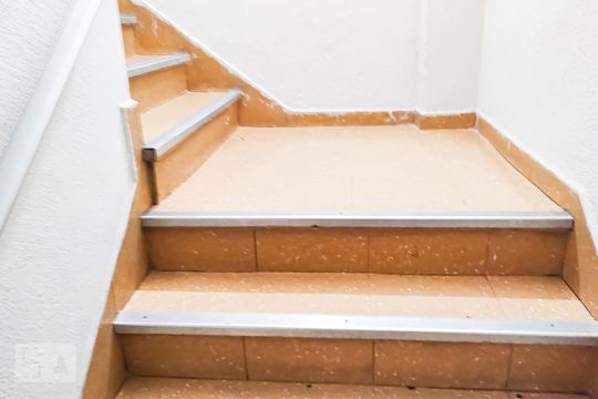 Escada de apartamento à venda com 2 quartos, 47m² em Pechincha, Rio de Janeiro