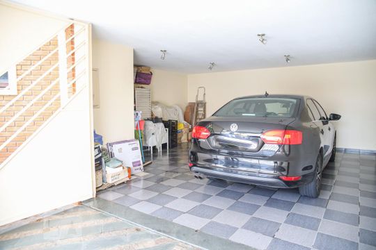 GAragem de casa à venda com 3 quartos, 245m² em Cerâmica, São Caetano do Sul