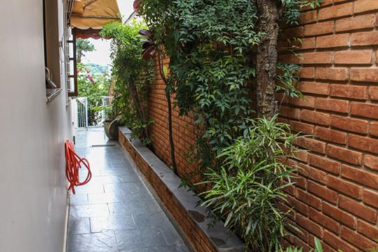 Quintal de casa à venda com 3 quartos, 245m² em Cerâmica, São Caetano do Sul