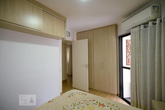 Quarto Suíte de apartamento à venda com 2 quartos, 74m² em Lapa, São Paulo