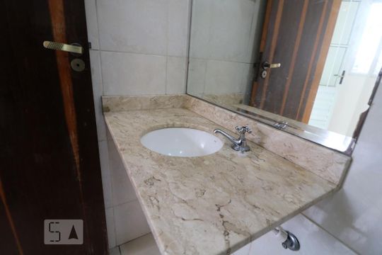 Lavabo de casa à venda com 2 quartos, 160m² em Jardim Imperador (zona Leste), São Paulo
