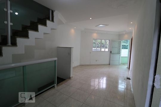 Casa à venda com 2 quartos, 160m² em Jardim Imperador (zona Leste), São Paulo