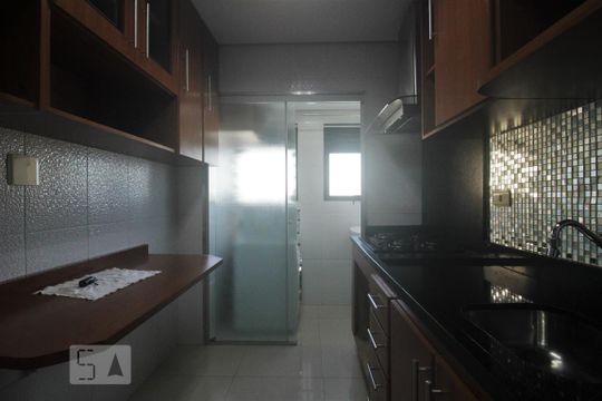 Cozinha de apartamento à venda com 2 quartos, 51m² em Jardim Monte Alegre, Taboão da Serra