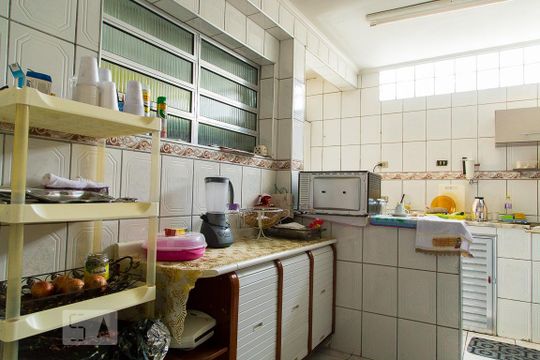 Cozinha de casa para alugar com 2 quartos, 200m² em Jabaquara, São Paulo