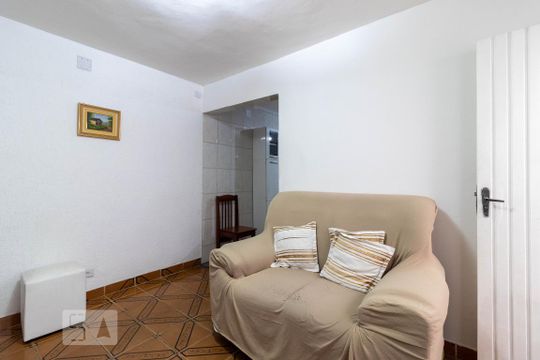 Sala de Estar de casa à venda com 8 quartos, 500m² em Vila Continental, São Paulo