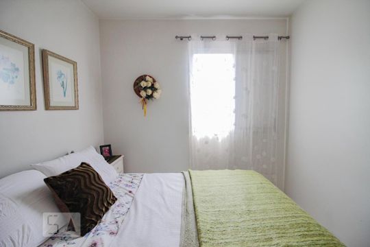 quarto 1 de apartamento para alugar com 2 quartos, 48m² em Vila Pereira Cerca, São Paulo