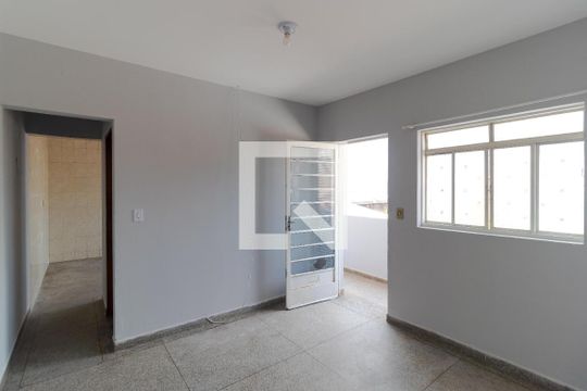 Sala de casa para alugar com 3 quartos, 90m² em Jardim das Bandeiras, Campinas