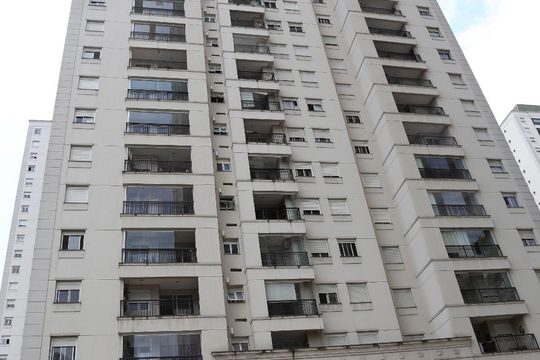 Fachada de apartamento à venda com 2 quartos, 70m² em Vila Suzana , São Paulo