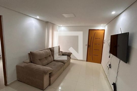 Sala de casa de condomínio para alugar com 2 quartos, 89m² em Jardim Dona Meri, Guarulhos