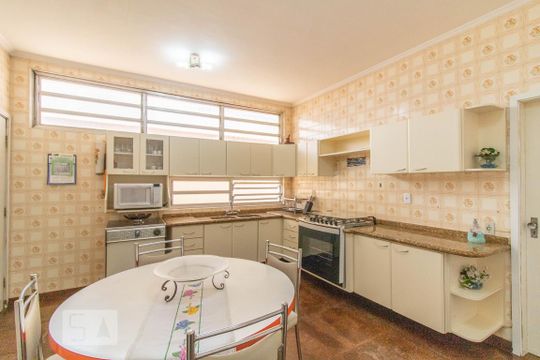Cozinha de casa à venda com 3 quartos, 350m² em Vila Albertina, São Paulo