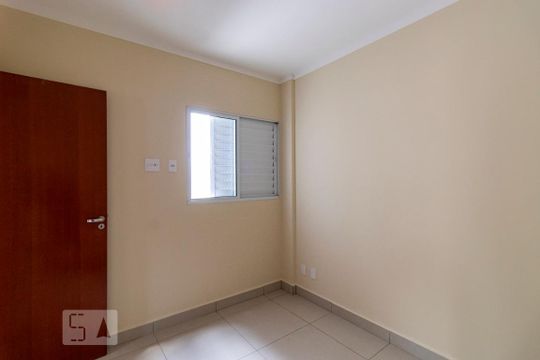 Quarto 2 de apartamento para alugar com 2 quartos, 40m² em Vila Marte, São Paulo
