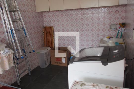 Área de Serviço de casa à venda com 4 quartos, 420m² em Chácara Malota, Jundiaí