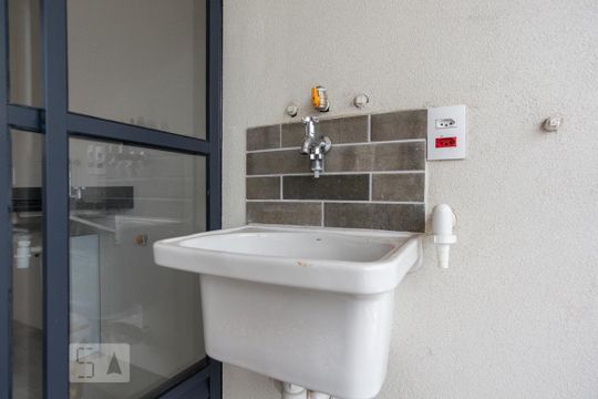 Área de Serviço de apartamento para alugar com 2 quartos, 50m² em Vila Dom Pedro Ii, São Paulo