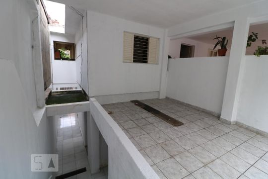 Garagem de casa à venda com 8 quartos, 220m² em Jardim Cotching, São Paulo