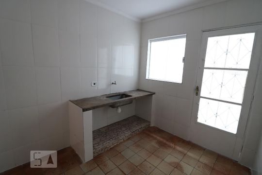 Cozinha de casa à venda com 8 quartos, 220m² em Jardim Cotching, São Paulo