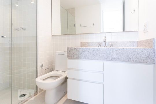 Banheiro da Suite de apartamento à venda com 1 quarto, 39m² em Pinheiros, São Paulo