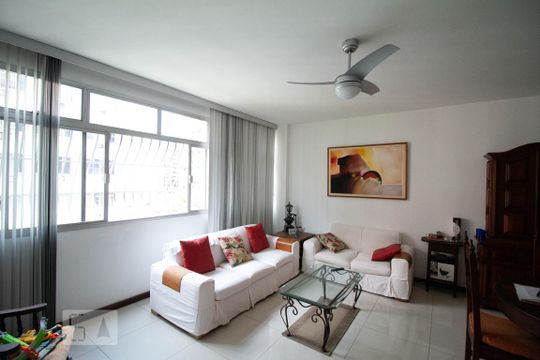 Sala de apartamento à venda com 3 quartos, 148m² em Icaraí, Niterói