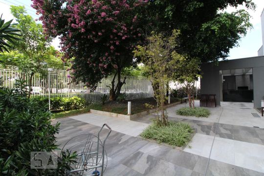 Jardim de apartamento para alugar com 2 quartos, 53m² em Jardim Novo Santo Amaro, São Paulo