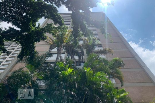 Fachada do Prédio de apartamento para alugar com 2 quartos, 65m² em Consolação, São Paulo