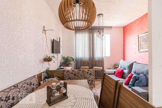 Apartamento à venda com 2 quartos, 65m² em Protásio Alves, Porto Alegre
