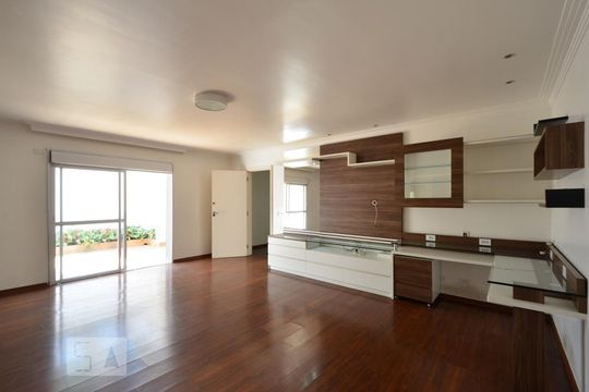 Quarto 1 de casa à venda com 3 quartos, 750m² em Planalto Paulista, São Paulo