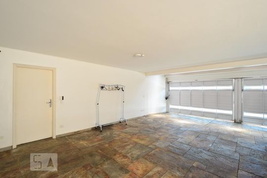Garagem de casa à venda com 3 quartos, 750m² em Planalto Paulista, São Paulo