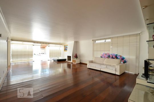 Casa à venda com 3 quartos, 750m² em Planalto Paulista, São Paulo