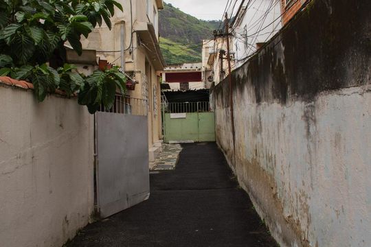 Entrada da Vila de casa para alugar com 2 quartos, 76m² em Água Santa, Rio de Janeiro